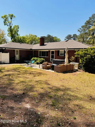 $345,000 | 302 Oak Drive, Washington, NC 27889