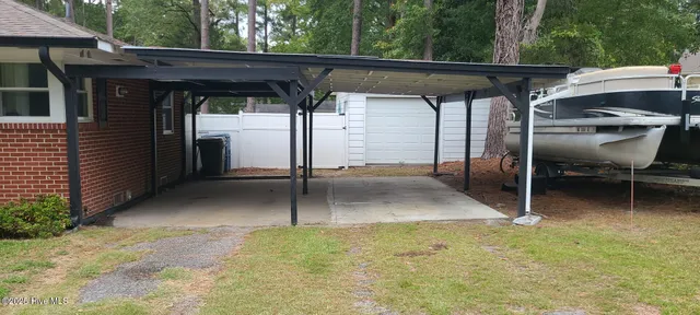 $345,000 | 302 Oak Drive, Washington, NC 27889