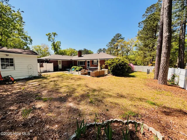 $345,000 | 302 Oak Drive, Washington, NC 27889