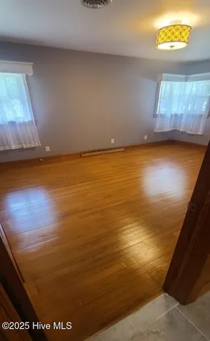 $345,000 | 302 Oak Drive, Washington, NC 27889