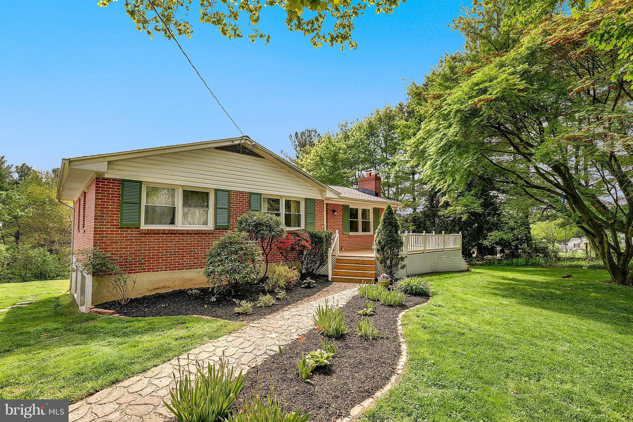 5095 Green Bridge Road Dayton, MD 21036 - Photo 4 of 29 Exterior (Front)