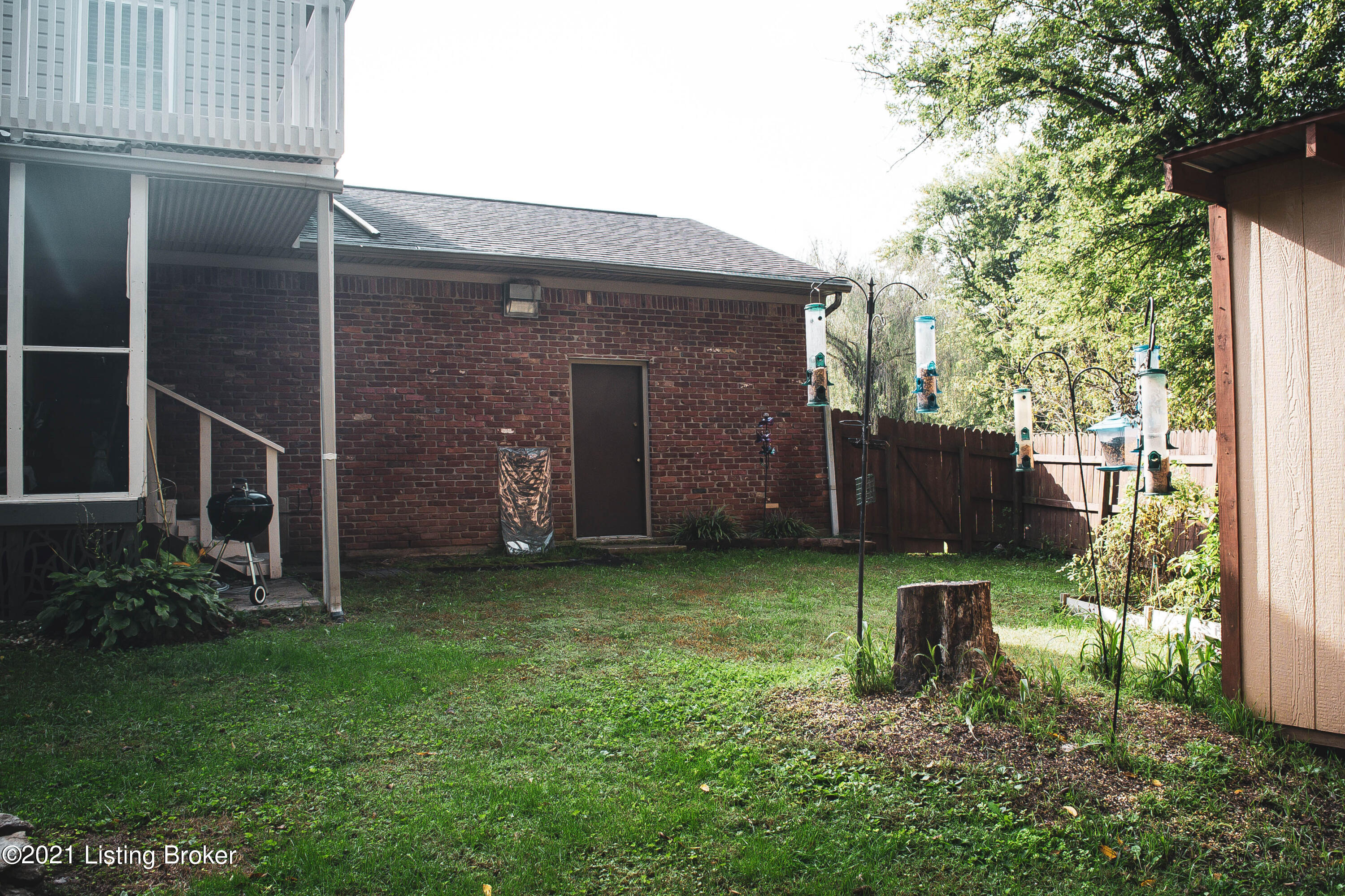 8006 Rochelle Road Louisville, KY 40228 - Photo 3 of 29 DSC_0620
