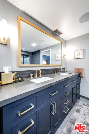 $9,750 | 4635 Clybourn Avenue, Toluca Lake, CA 91602