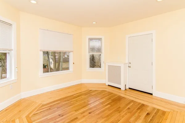 $2,295 | 3 Atlantic Avenue, Attleboro, MA 02703