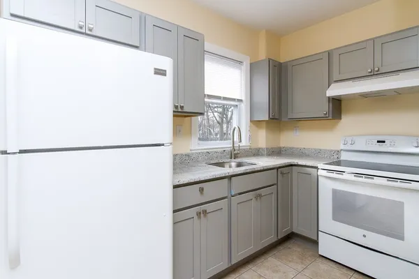 $2,295 | 3 Atlantic Avenue, Attleboro, MA 02703