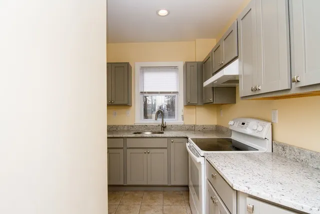 $2,295 | 3 Atlantic Avenue, Attleboro, MA 02703