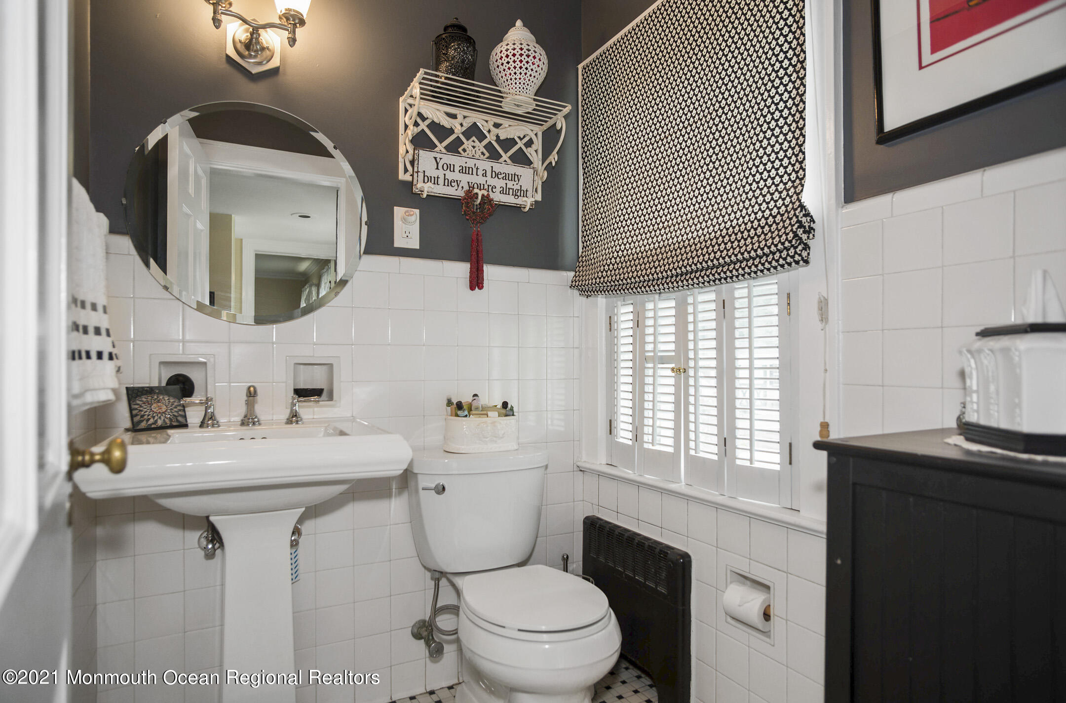 46 Dutch Lane Road Freehold, NJ 07728 - Photo 14 of 43 _RMJ2308 half bath