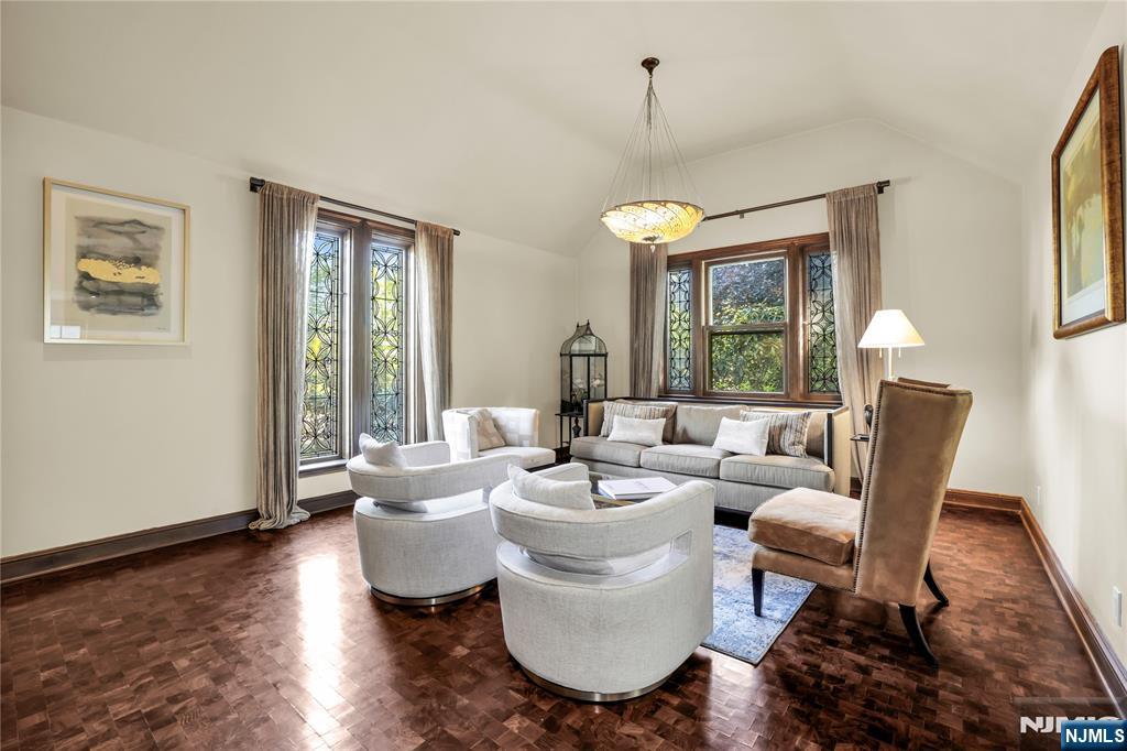 201 Little Falls Road Cedar Grove, NJ 07009 - Photo 20 of 46
