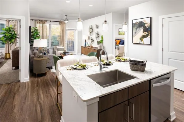 $2,115 | 1927 Powers Ferry Road, Unit 522, Atlanta, GA 30339