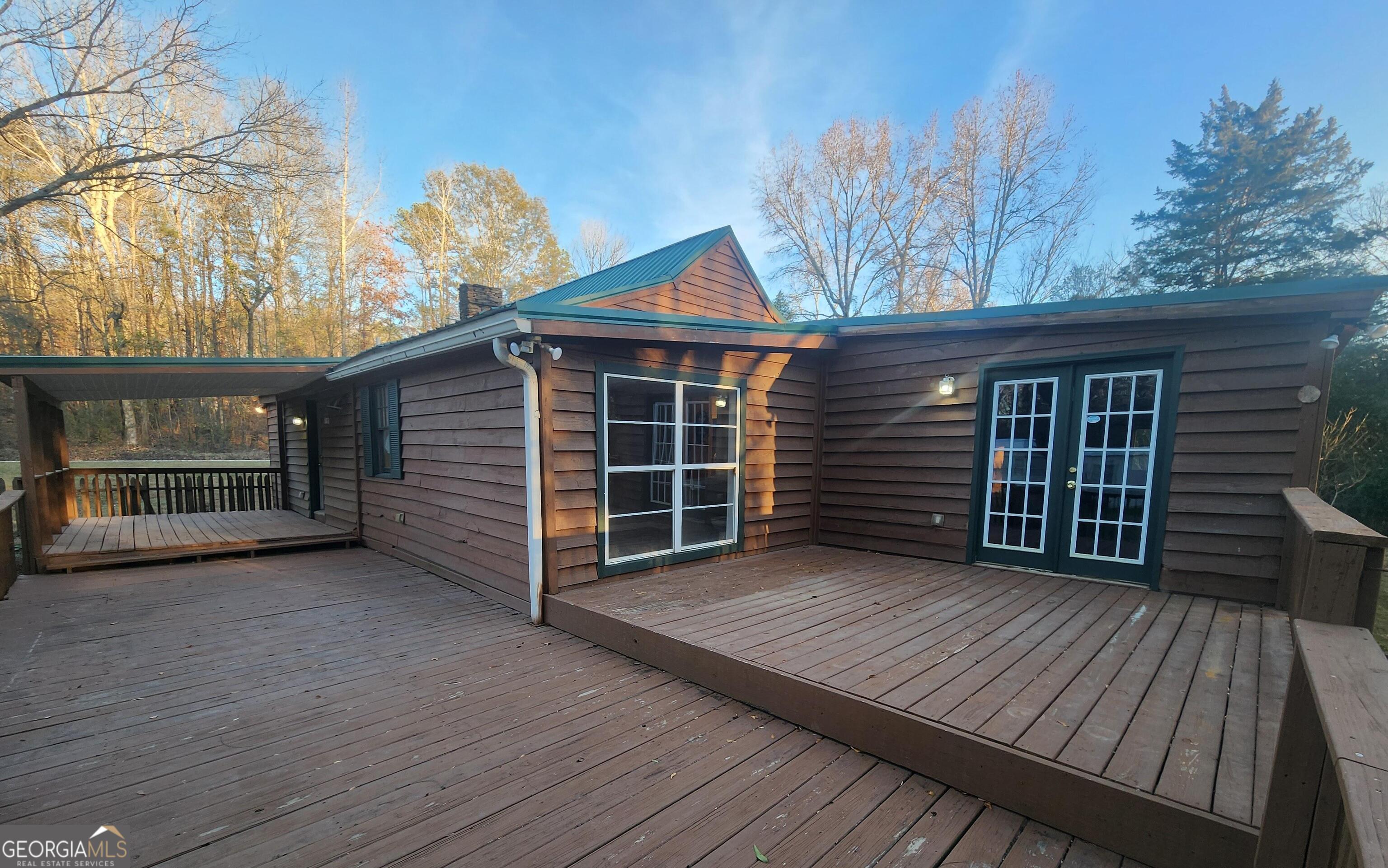 2125 Westbrook Road Commerce, GA 30530 - Photo 4 of 25 a view of a house with a yard