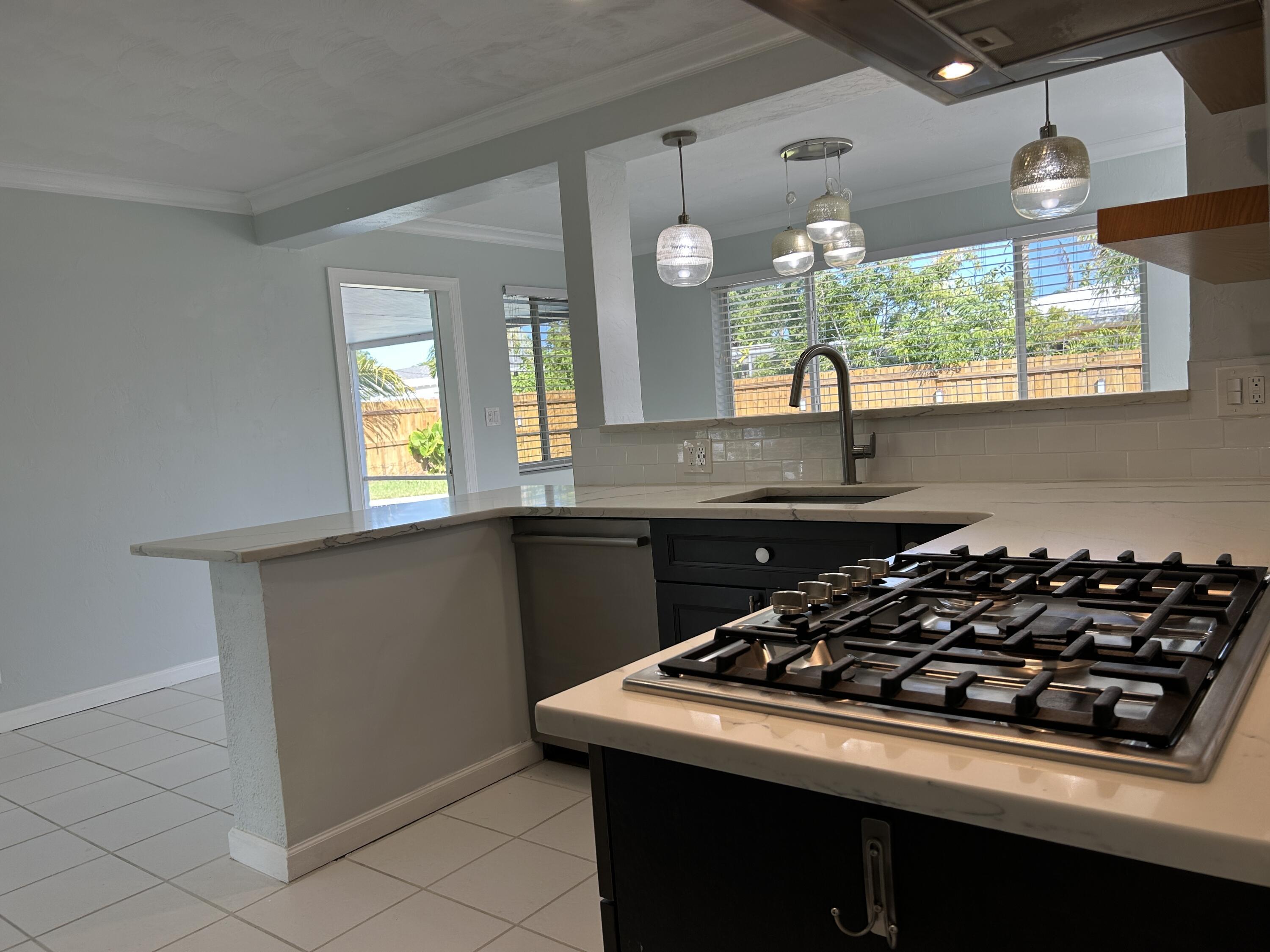 455 Northeast 29th Street Boca Raton, FL 33431 - Photo 34 of 47 IMG_5037