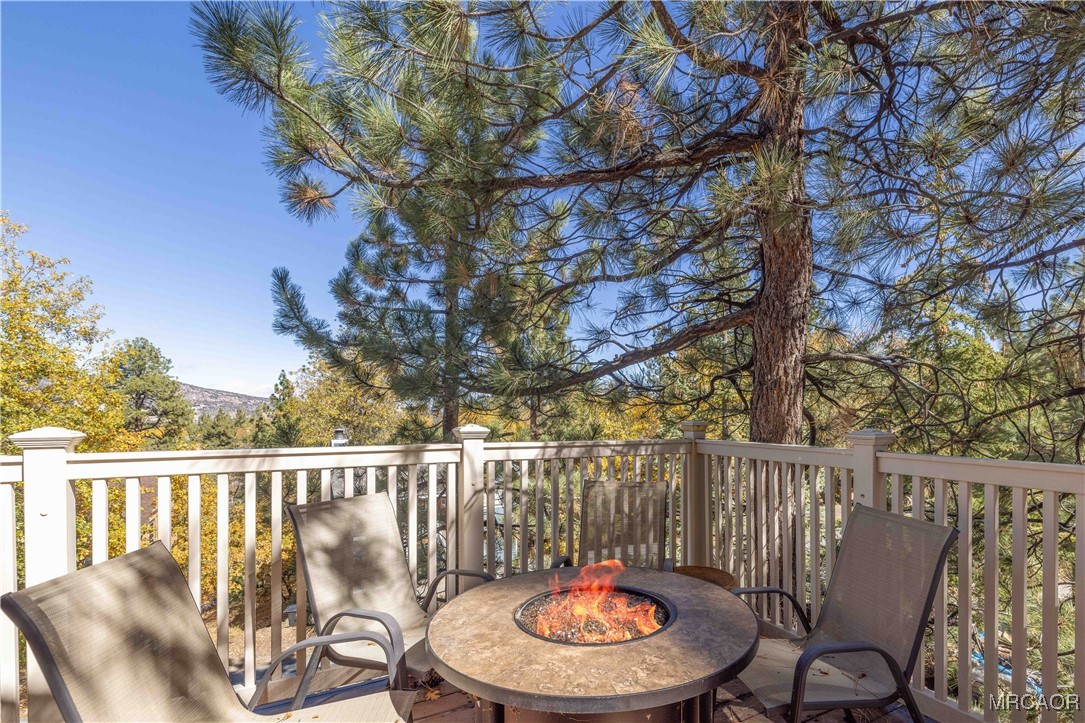 1411 Klamath Road Big Bear City, CA 92314 - Photo 10 of 39