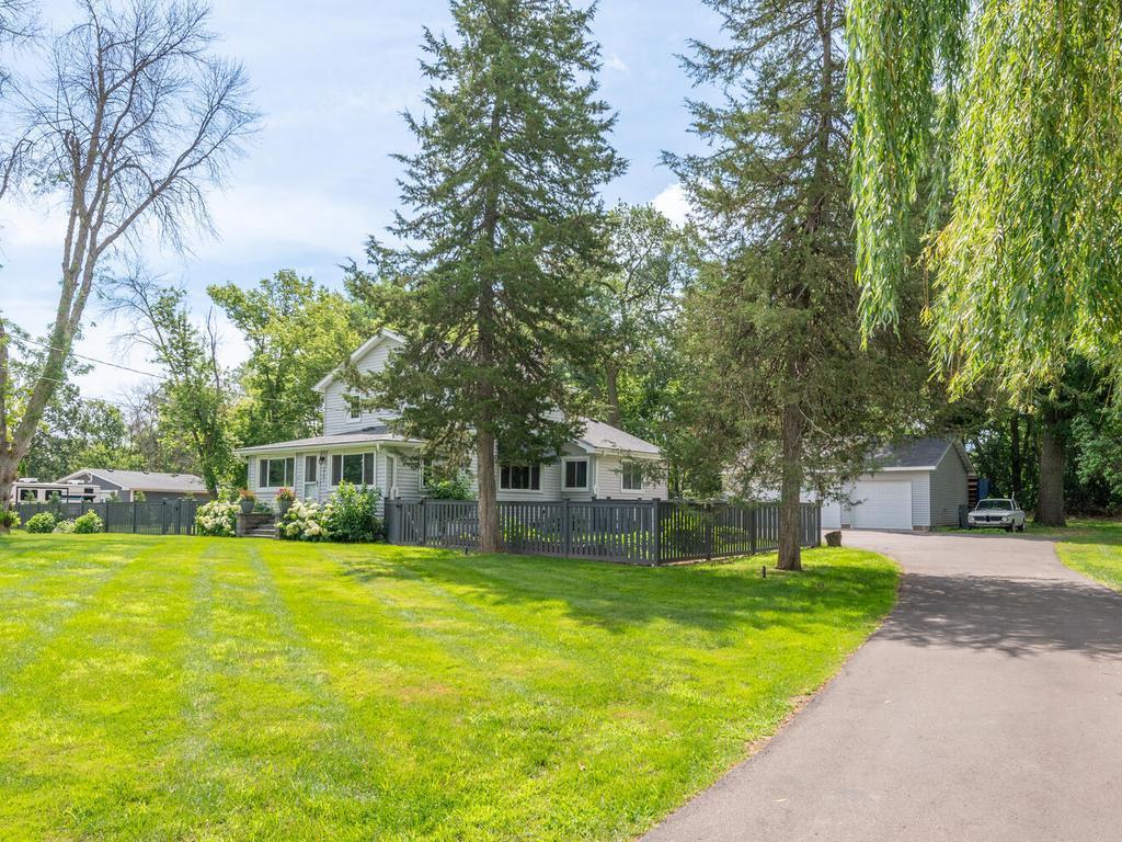 3745 Togo Road Wayzata, MN 55391 - Photo 3 of 35