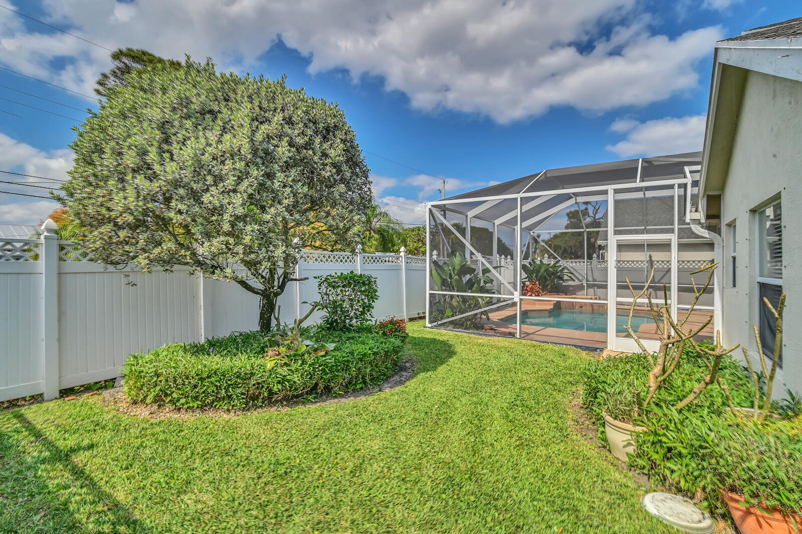 244 Clocktower Drive Jupiter, FL 33458 - Photo 3 of 36 35 Rear 01