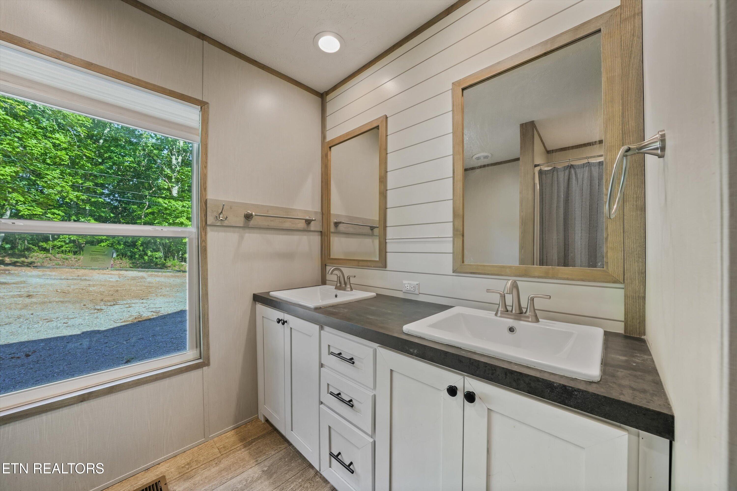 282 Lawhon Farm Road Loudon, TN 37774 - Photo 20 of 35 23-282 Lawhon Farm Rd 25