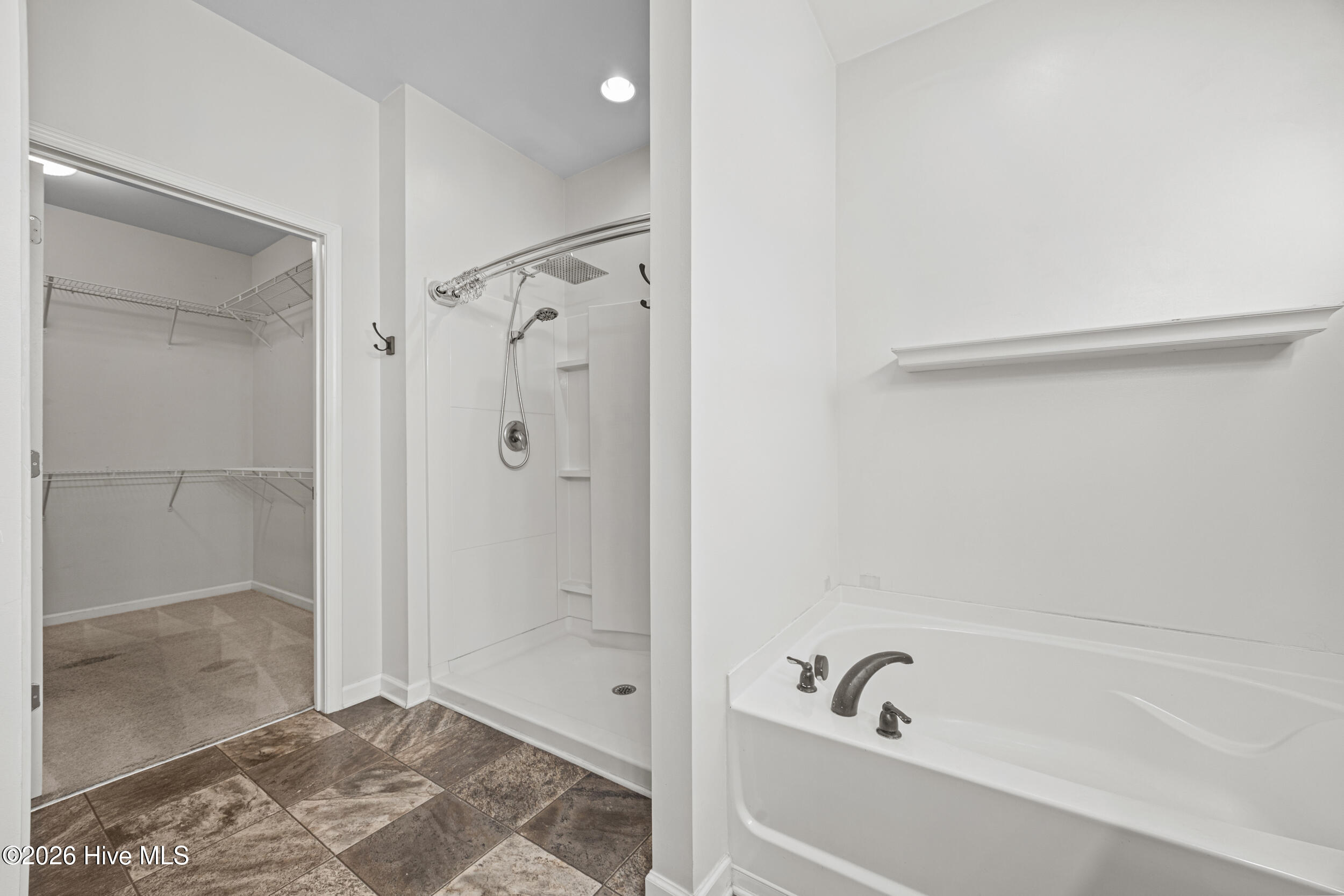109 Mardella Way Holly Ridge, NC 28445 - Photo 23 of 47 30_bathroom