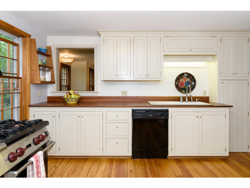 65 Brooks Road Barrington, NH 03825 - Photo 8 of 36