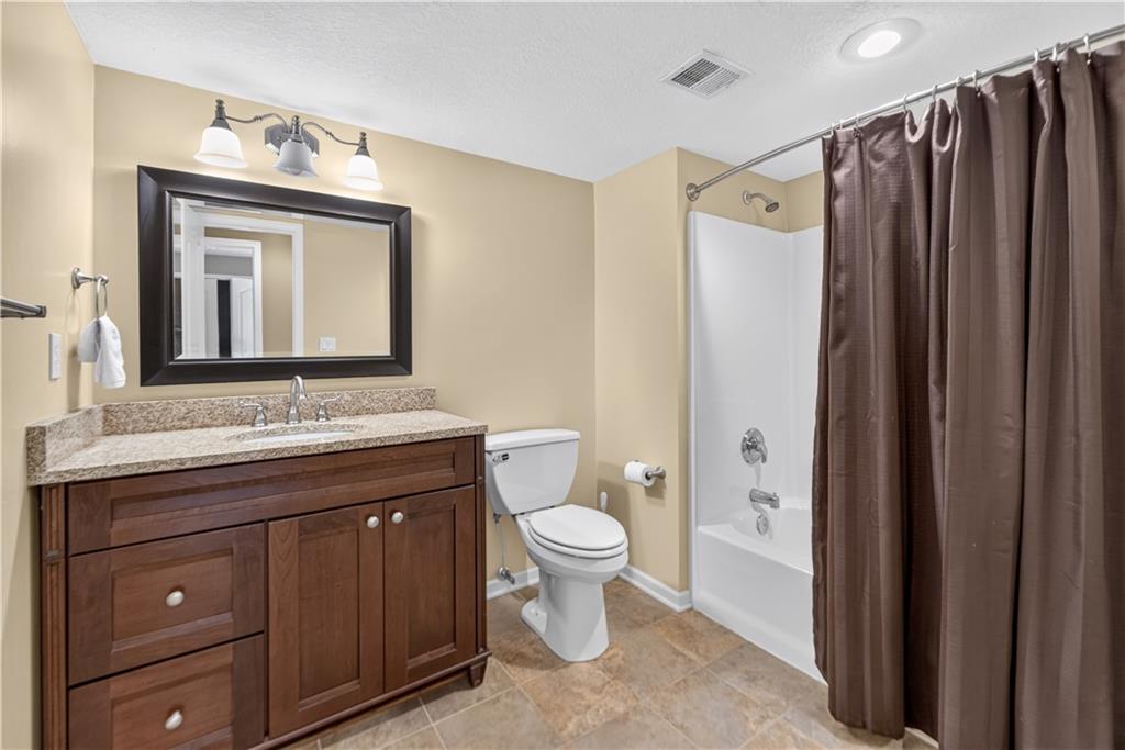 28098 Overbrook Road Paola, KS 66071 - Photo 56 of 90 Gallery Image 56