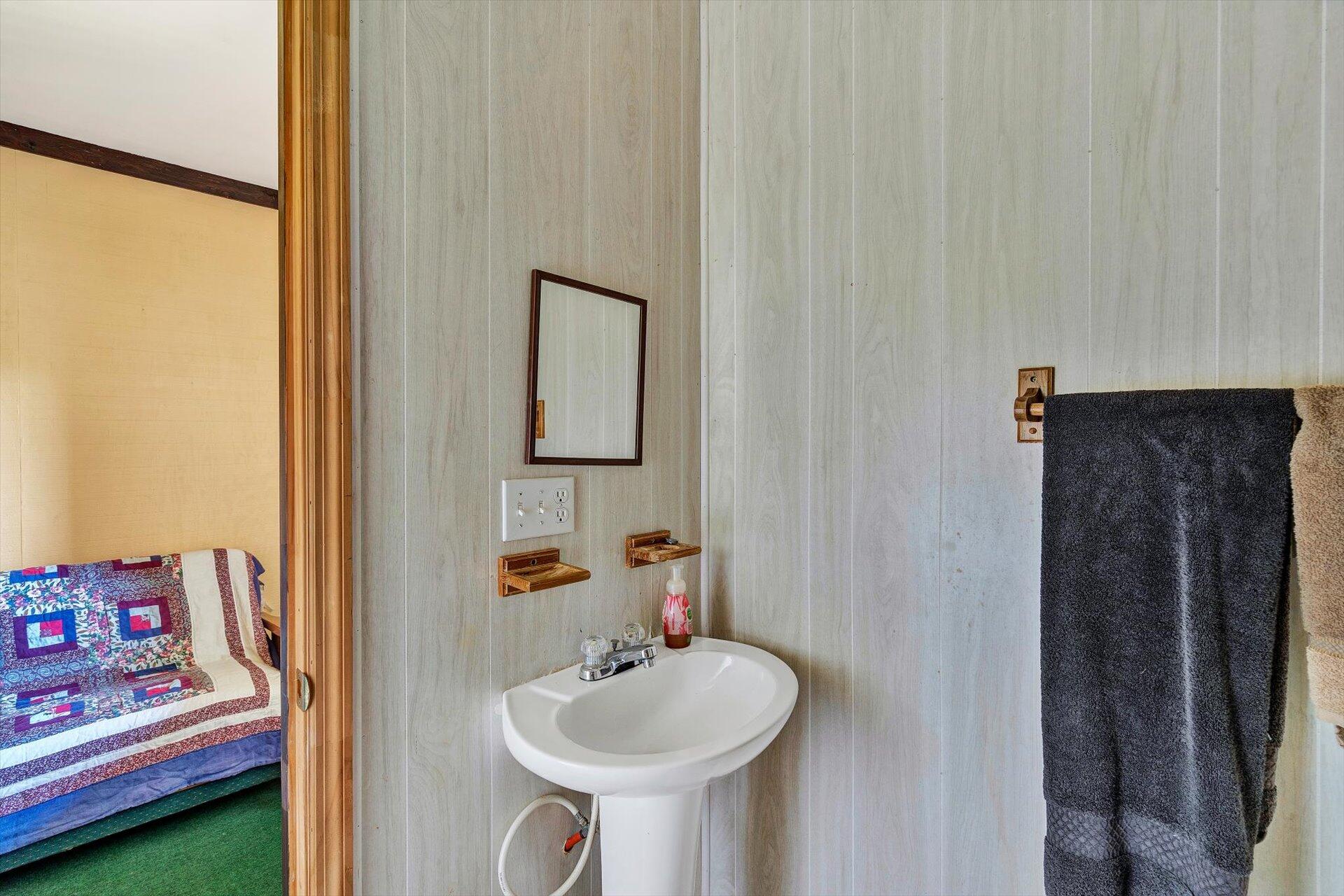 2446 Deer Run Road Ferrum, VA 24088 - Photo 65 of 146 Guest Cabin - Full Bath #1