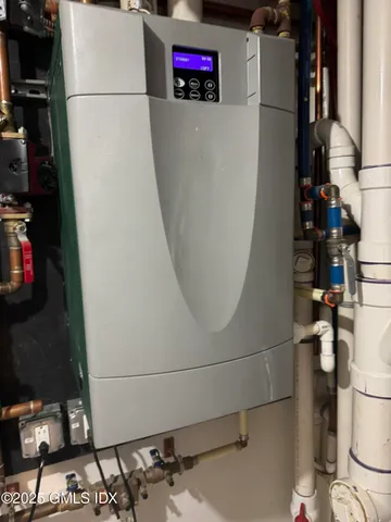 a close up view of electric appliances