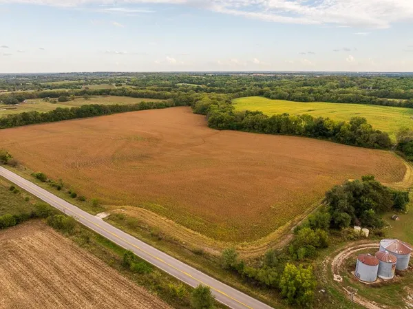 $1,000,000 | 0 East State Rte P Highway, Pleasant Hill, MO 64080