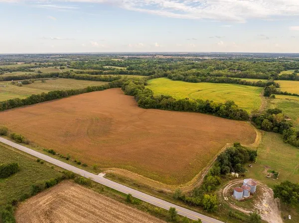 $1,000,000 | 0 East State Rte P Highway, Pleasant Hill, MO 64080