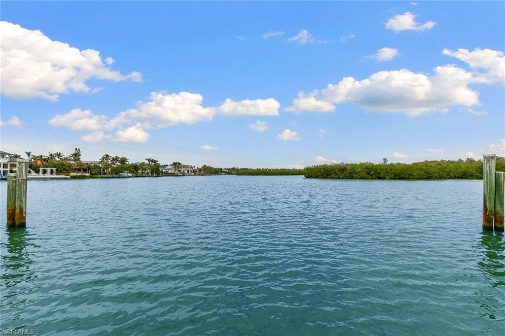 7 Sabre Lane Naples, FL 34102 - Photo 6 of 15