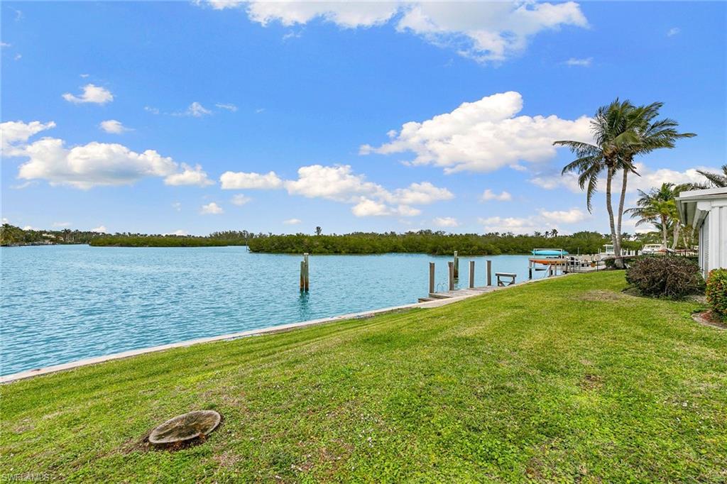 7 Sabre Lane Naples, FL 34102 - Photo 9 of 15