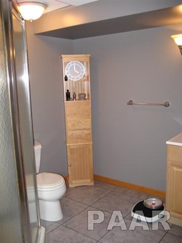 1009 Hampton Road Washington, IL 61571 - Photo 13 of 14 Gallery Image 13