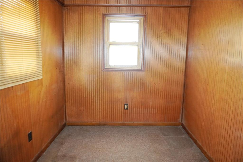 920 Collinsburg Road West Newton, PA 15089 - Photo 6 of 19 an empty room with windows
