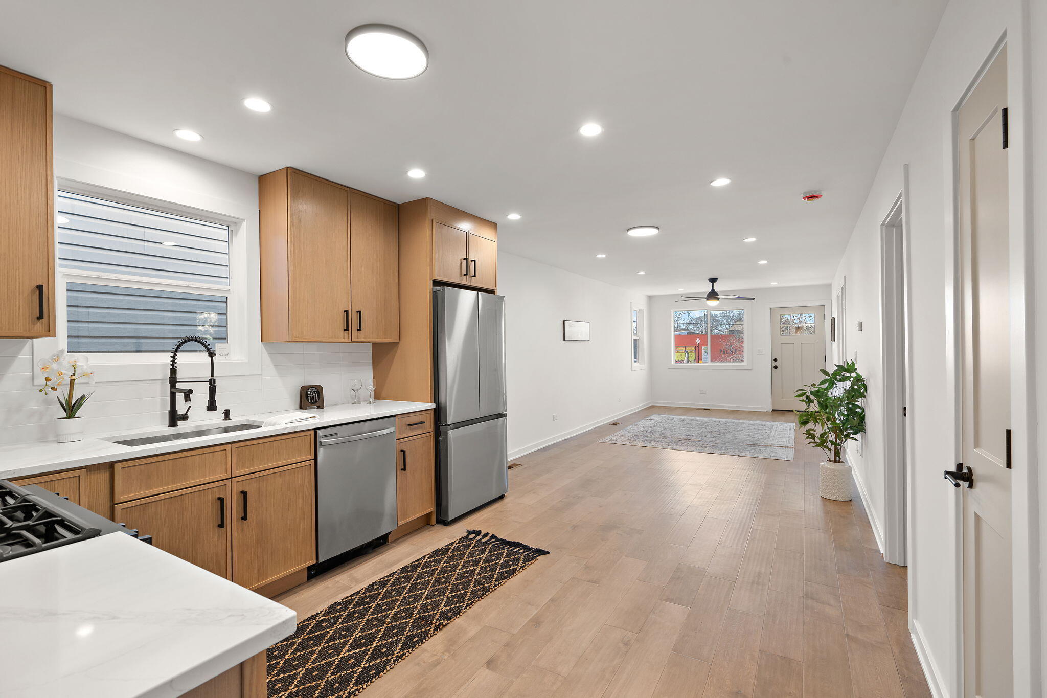 2017 Clark Street Whiting, IN 46394 - Photo 9 of 37