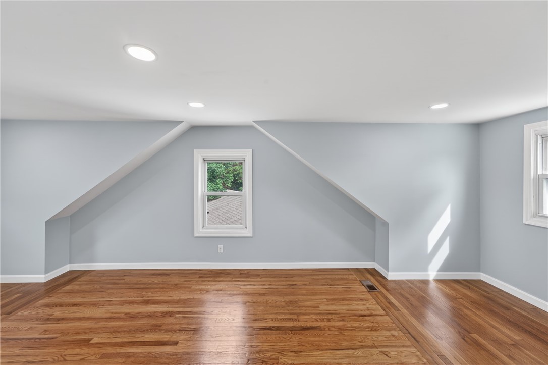 28 Hazard Street Pawtucket, RI 02860 - Photo 19 of 28