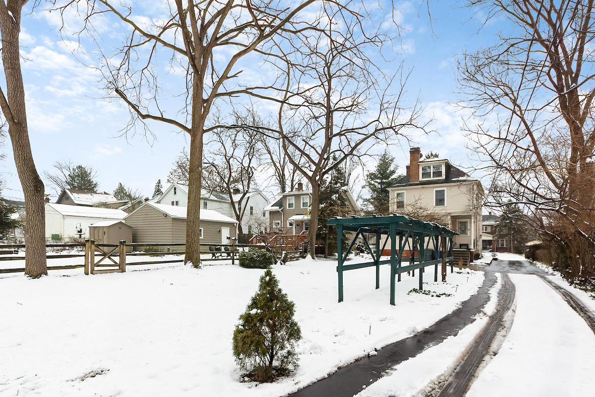 52 Brevoort Road Columbus, OH 43214 - Photo 36 of 43 Gallery Image 36