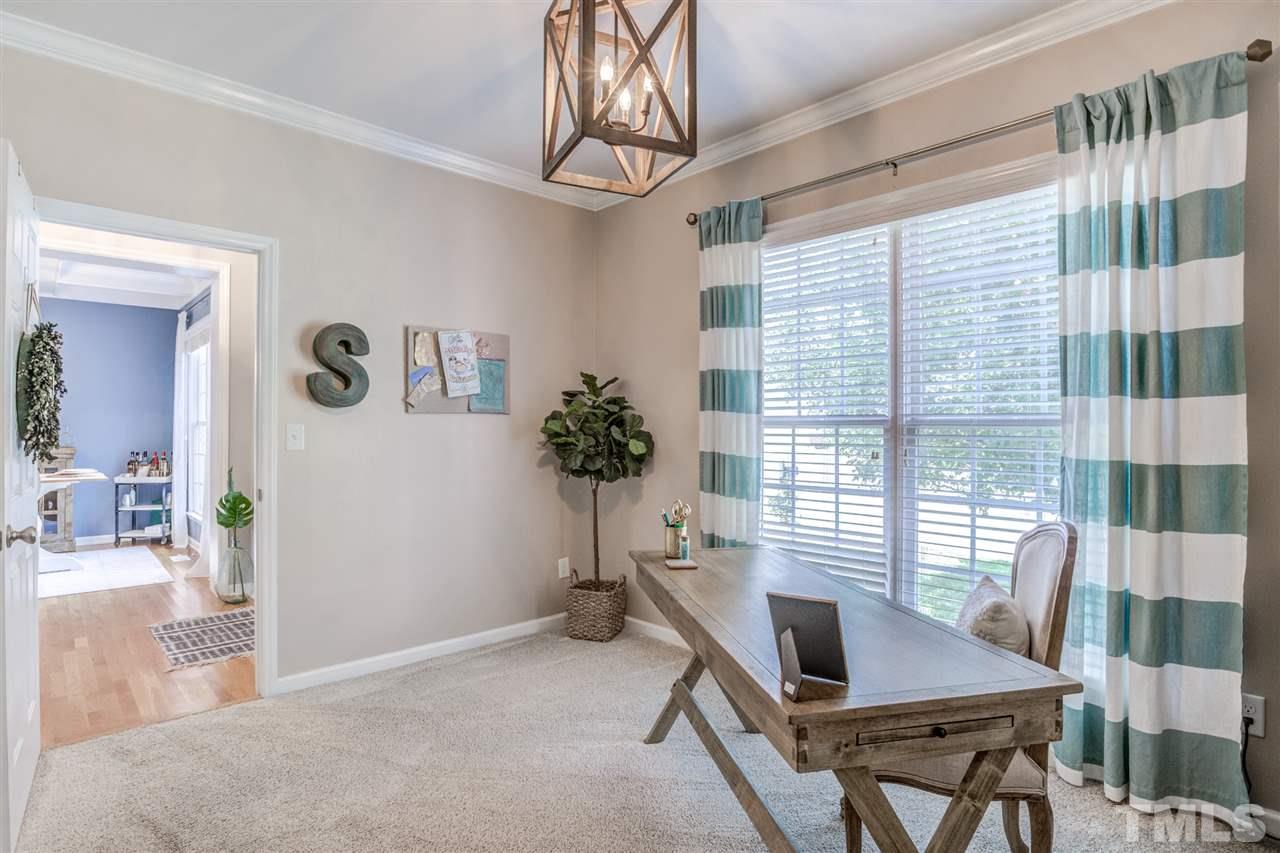 2308 Laurel Valley Way Raleigh, NC 27604 - Photo 5 of 30 Gallery Image 5