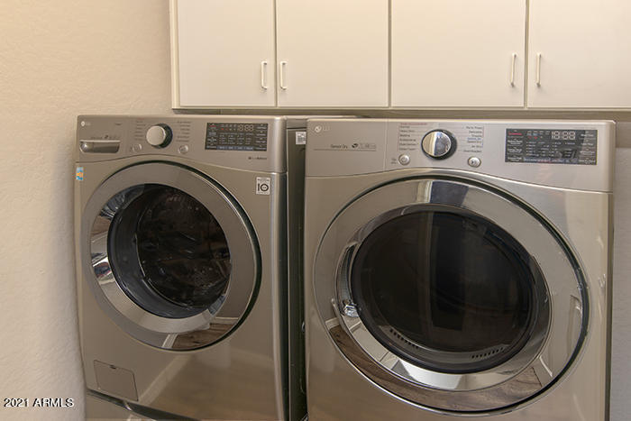 1941 West Davis Road Phoenix, AZ 85023 - Photo 17 of 24 Laundry
