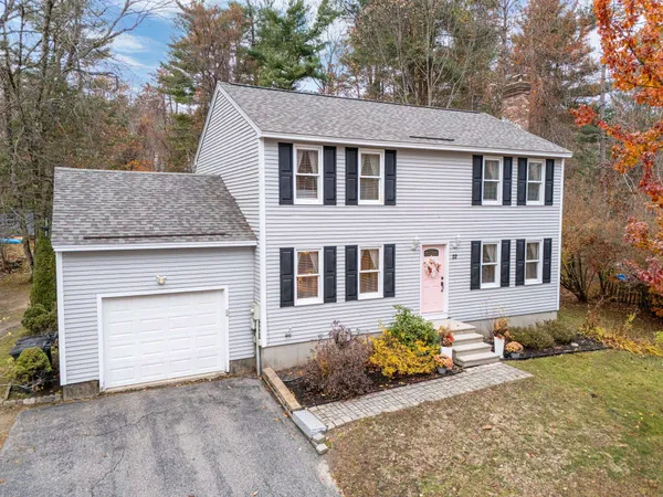 $560,000 | 22 Dorothy Drive, Epping, NH 03042