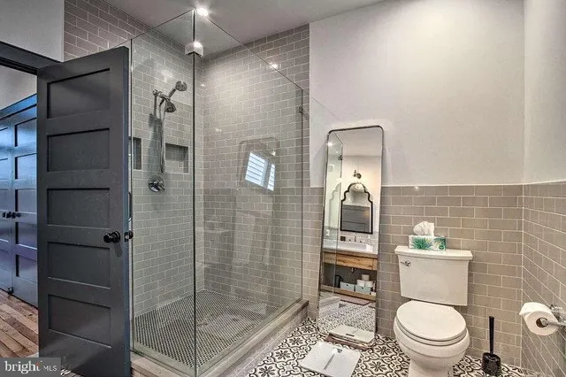 $4,200 | 2128 East Firth Street, Philadelphia, PA 19125