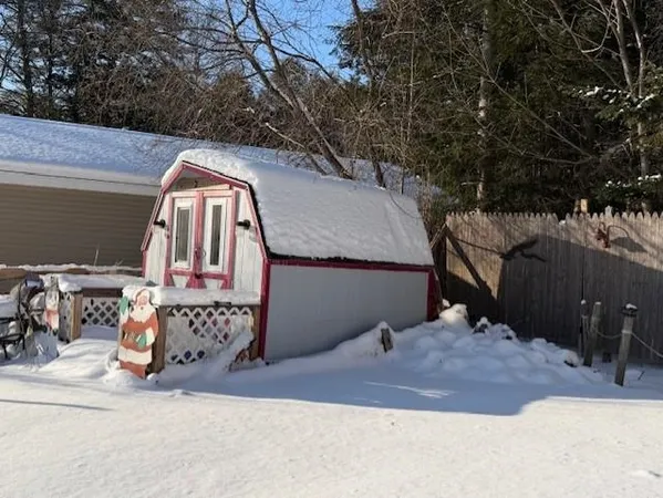 $270,000 | 20 Forest Way, Rutland Town, VT 05701