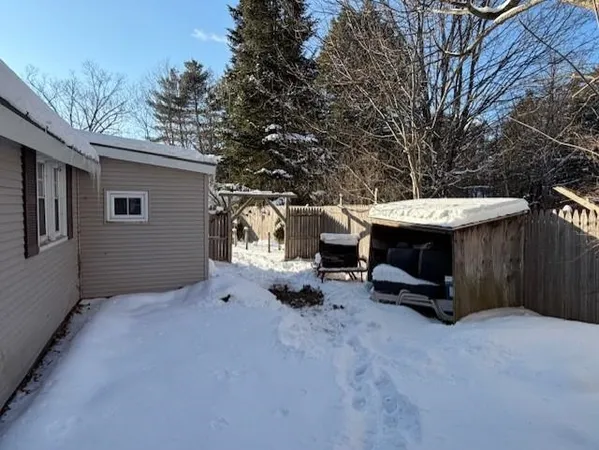 $270,000 | 20 Forest Way, Rutland Town, VT 05701