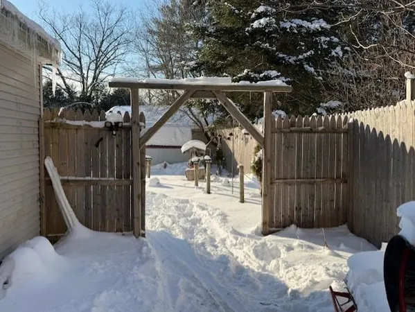 $270,000 | 20 Forest Way, Rutland Town, VT 05701