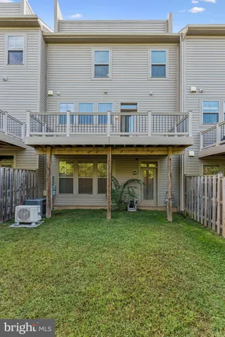 $4,200 | 43422 Robey Square, Ashburn, VA 20148