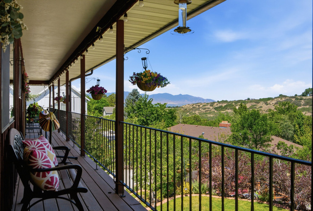 10703 South 2340 East Sandy, UT 84092 - Photo 41 of 54