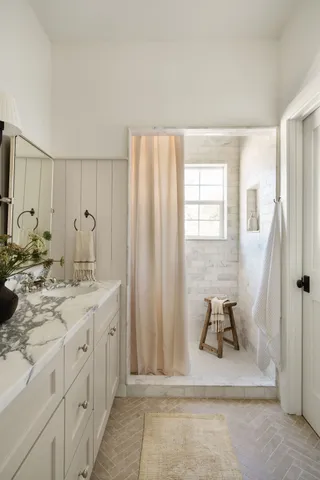 $699,999 | 0 Vaquero Vista Trail, Briggs, TX 78608