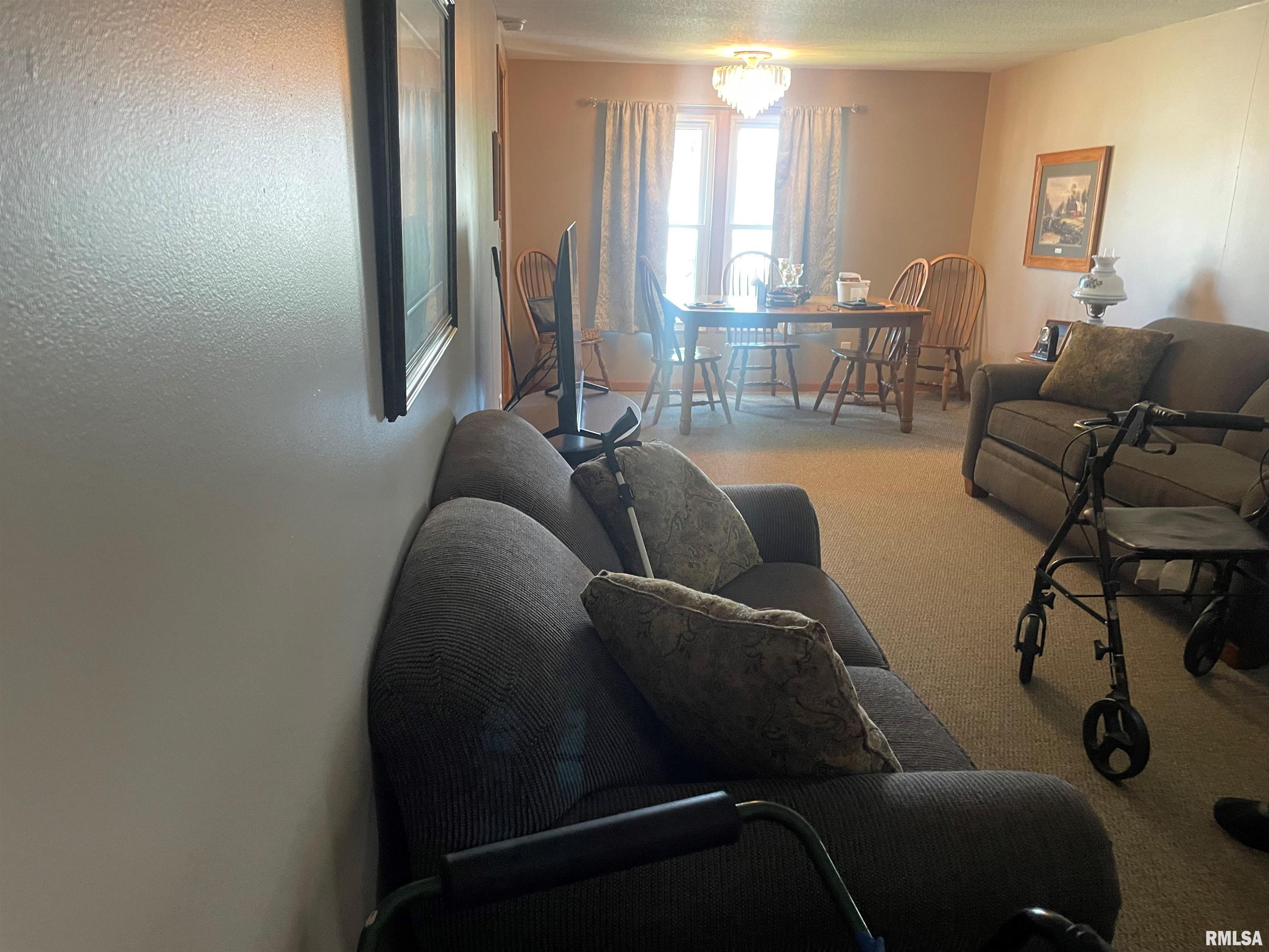 1601 East Jackson, Unit 225 Macomb, IL 61455 - Photo 4 of 10