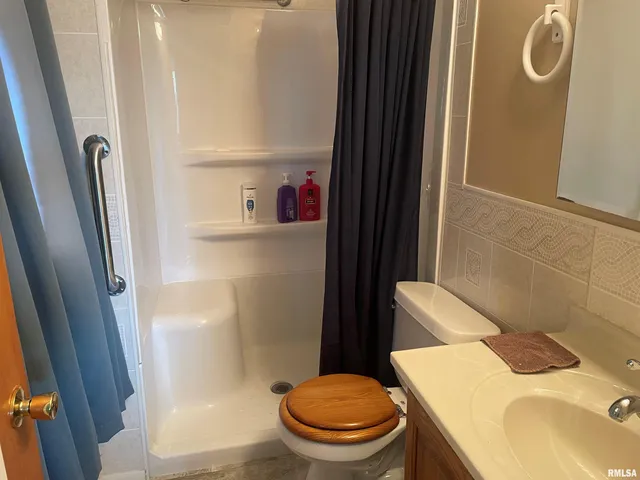 $55,000 | 1601 East Jackson, Unit 225, Macomb, IL 61455