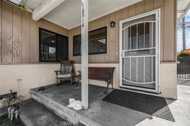 a view of a entryway of the house