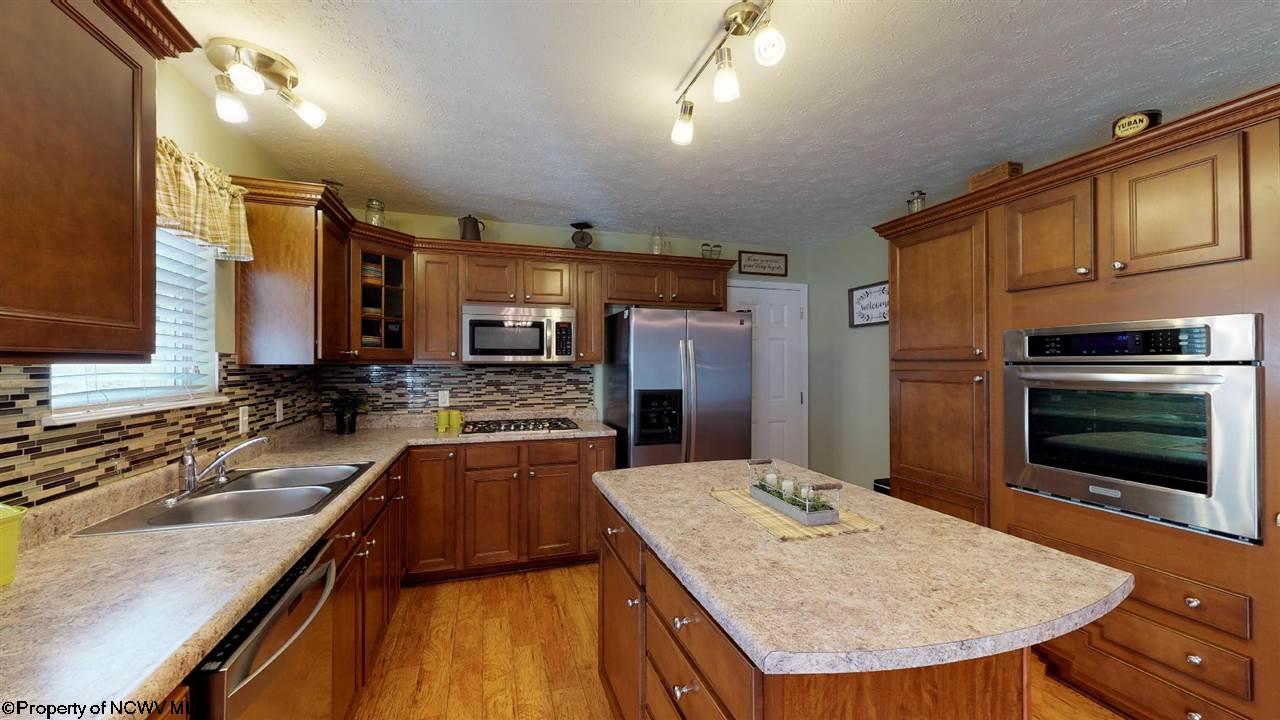 245 Sandy Beach Road Fairmont, WV 26554 - Photo 7 of 20 Gallery Image 7