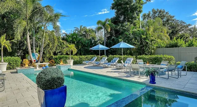 $3,950,000 | 4009 Red Rock Lane, Sarasota, FL 34231