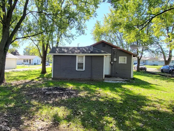 $1,400 | 1014 East 7th Street, Greenfield, IN 46140