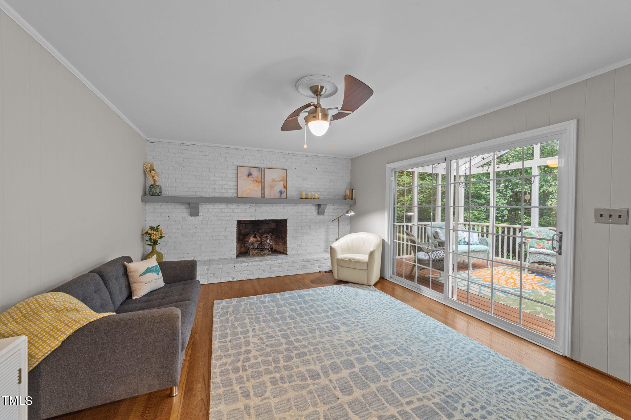 4605 Fernham Place Raleigh, NC 27612 - Photo 17 of 61 Living Room